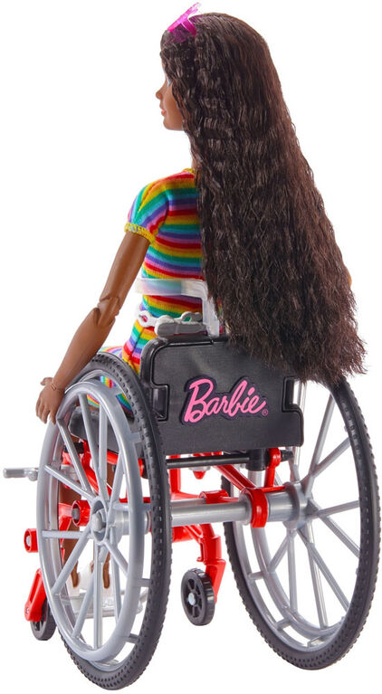 Barbie - Fashionistas - Poupée, fauteuil roulant, cheveux bruns