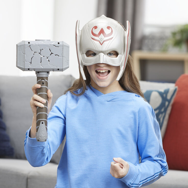 Marvel Studios' Thor: Love and Thunder, masque de héros Mighty Thor