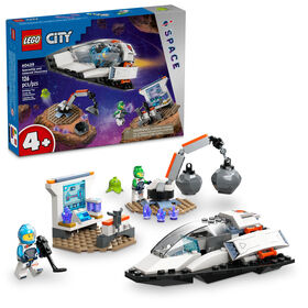 Ensemble LEGO City La découverte de vaisseaux spatiaux et d'astéroïdes 60429