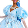 Disney Descendants : The Rise of Red - Poupée de mode Reine Cendrillon avec robe royale et accessoires inspirés du film