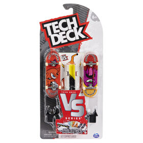 Tech Deck, Toy Machine Versus Series, Coffret de 2 fingerboards &agrave; collectionner et obstacle