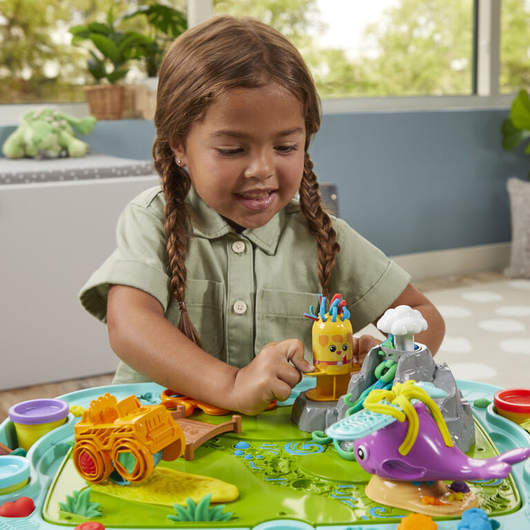 Play-Doh All-in-One Creativity Starter Station Activity Table