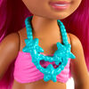 Poupée ​Chelsea Sirène Barbie Dreamtopia, 16,5 cm (6,5 po) avec queue et cheveux roses