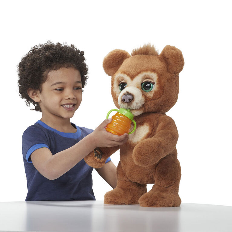 Cubby, l'ours curieux FurReal 