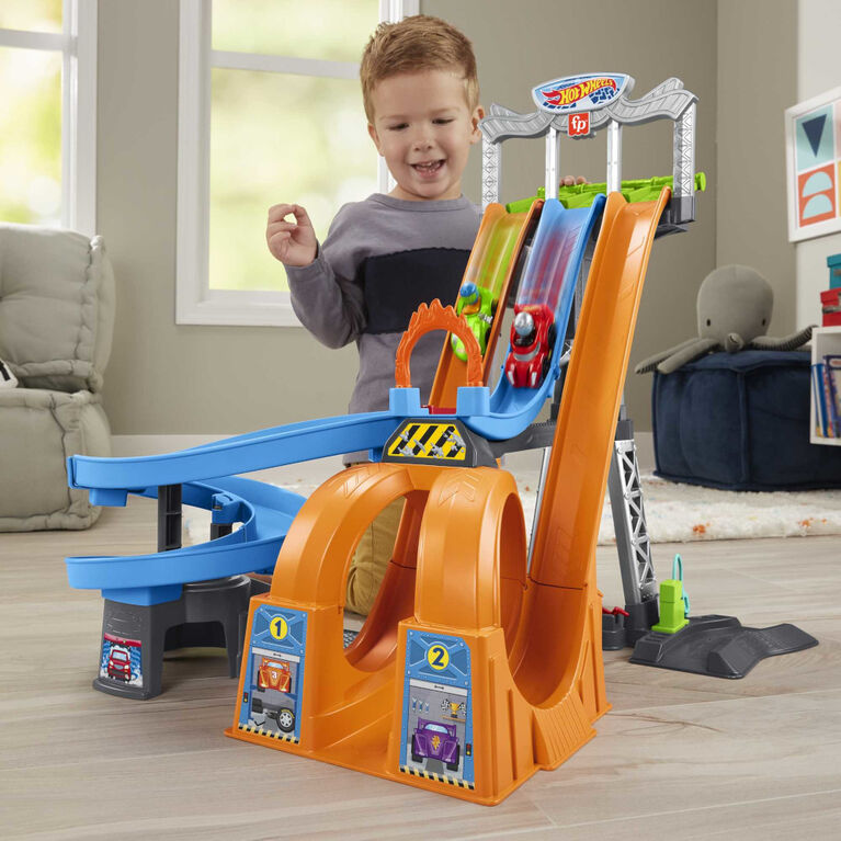 Fisher-Price Little People Hot Wheels Racing Loops Tower Playset | Toys ...