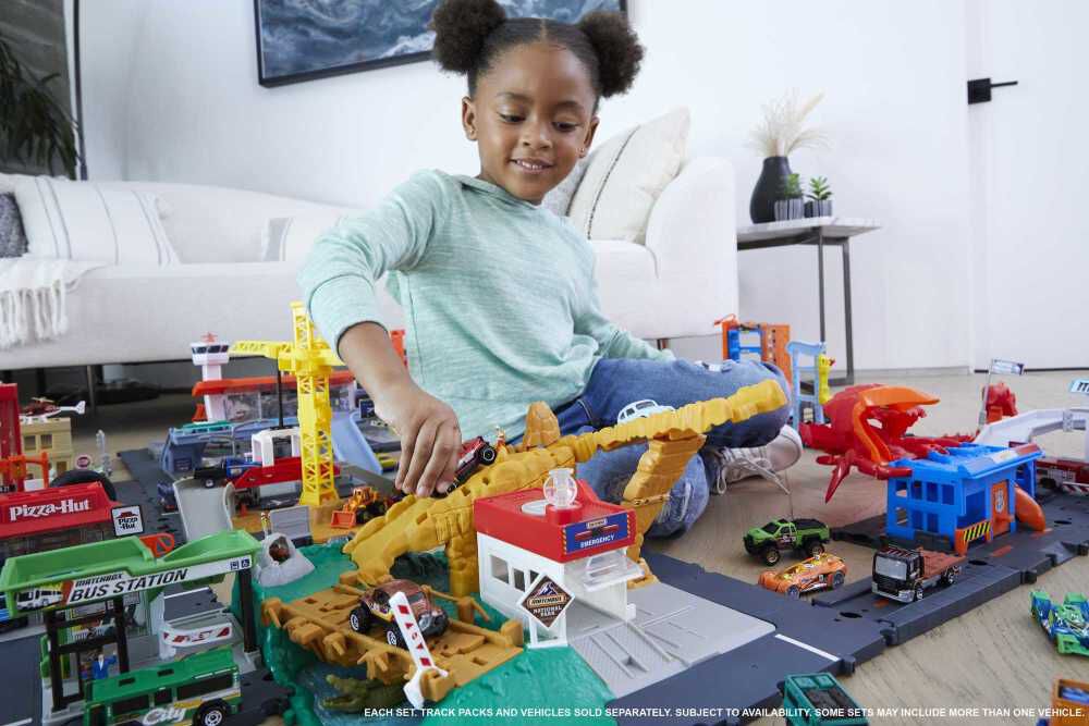 Maxx wheels parking sales playset