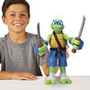 Tales of Teenage Mutant Ninja Turtles: Giant Roll N Punch Leonardo Figure