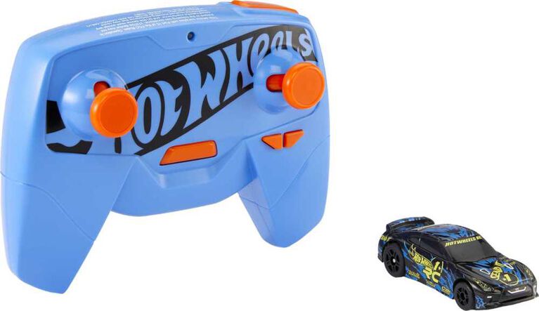 ​Hot Wheels R/C 1:64 Scale Nissan GTR