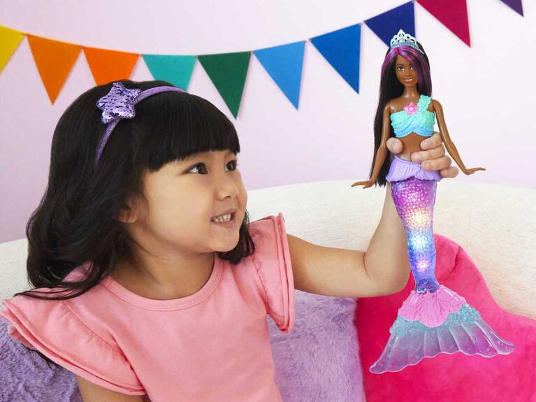 Mermaid Barbie Doll with Water-Activated Twinkle Light-Up Tail, Purple-Streaked Hair