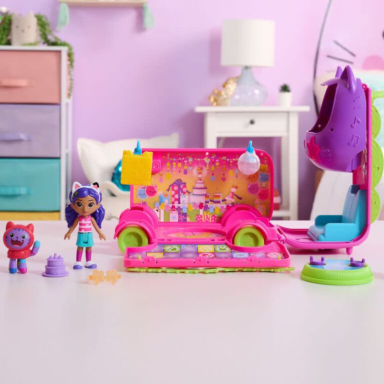 Gabby's Dollhouse Celebration Party Bus, Transforming Playset with Gabby & DJ Catnip Toy Figures & Dollhouse Accessories