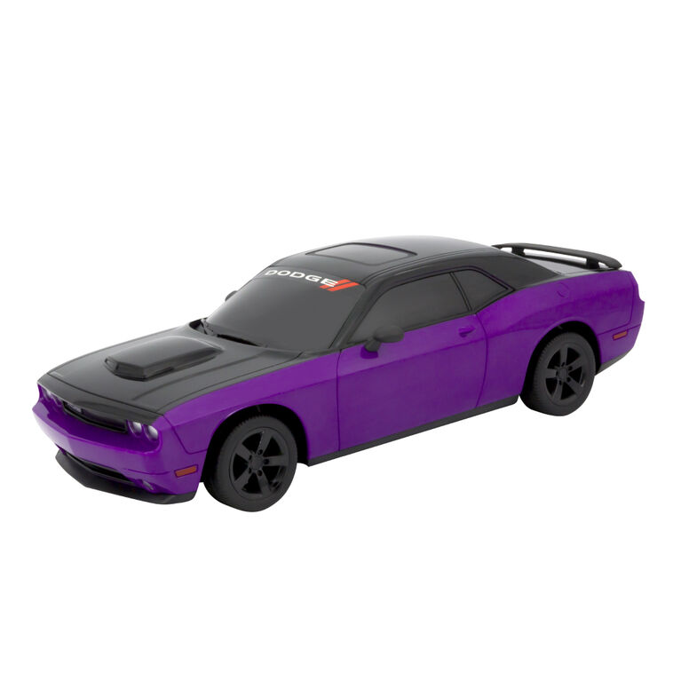 Fast Lane RC - 1:16 RC Muscle Car - Dodge Challenger