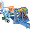 Hot Wheels RacerVerse Jurassic World Crash & Splash Track Set
