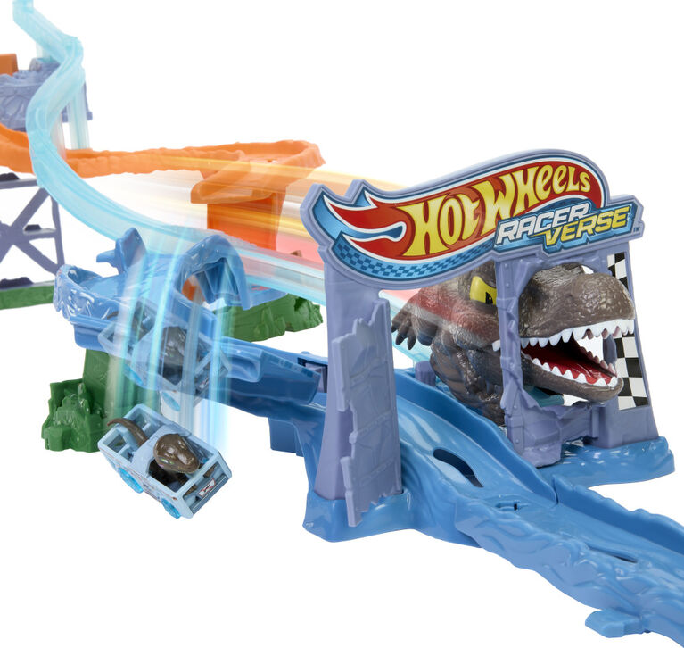 Hot Wheels RacerVerse Jurassic World Crash & Splash Track Set