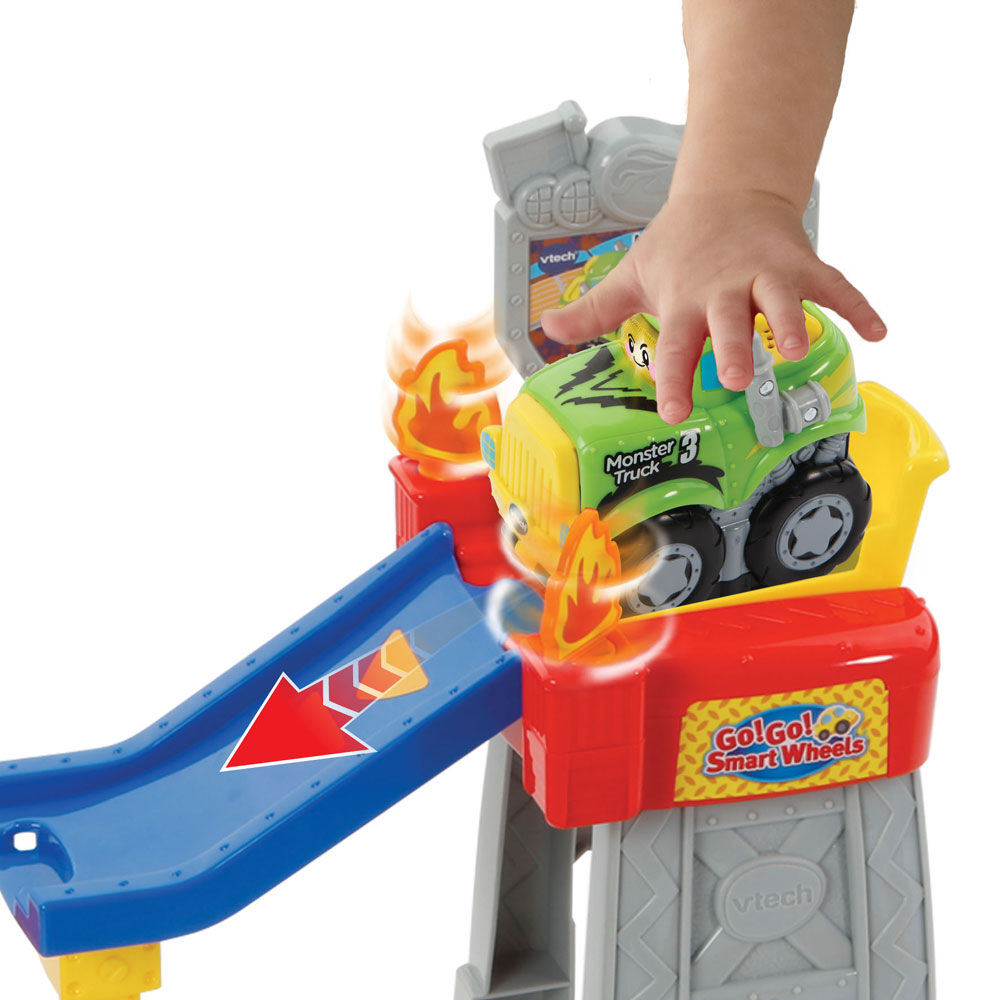Go go smart wheels press and race monster truck rally shop