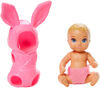 Poupée bébé ​Skipper Babysitters Inc. Barbie avec costume-barboteuse de lapin rose et couche amovibles
