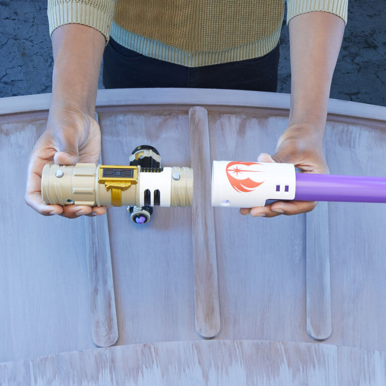 Star Wars Lightsaber Forge, Sabre laser de Mace Windu à lame violette extensible, jouet de déguisement personnalisable