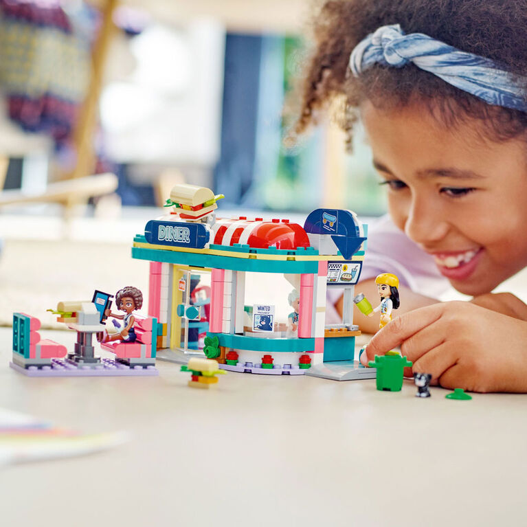 LEGO Friends Le restaurant du centre de Heartlake 41728 Ensemble de jeu de construction (346 pièces)