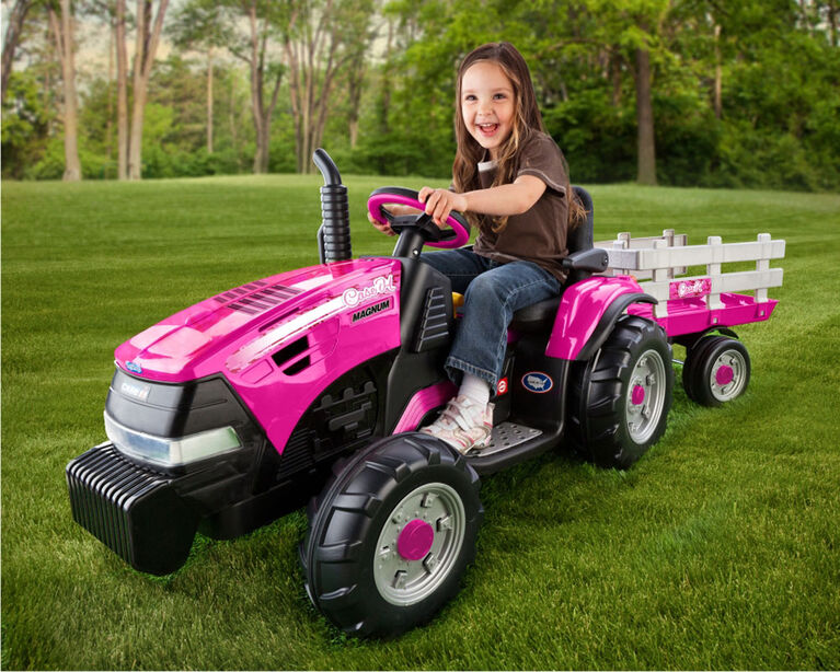 Peg Perego - Tracteur Magnum Case IH - Rose.