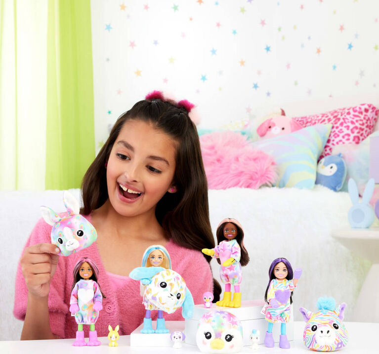 Barbie Chelsea Cutie Reveal Color Dream Series Small Doll & Accessories (Styles May Vary)