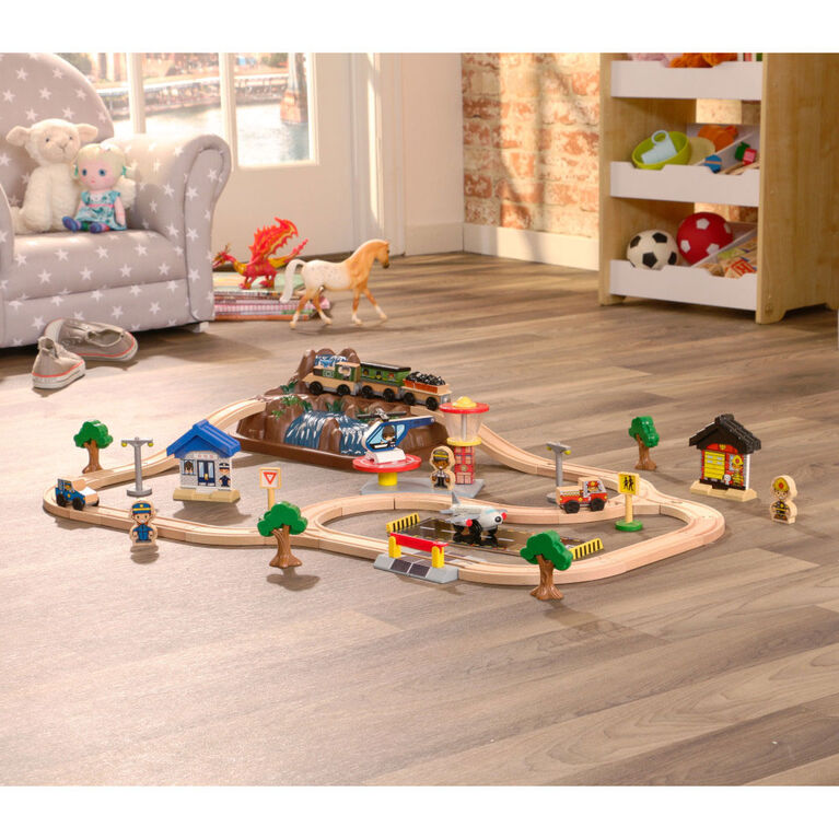 KidKraft - Bucket Top Mountain Train Set