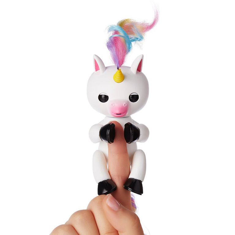 WowWee Fingerlings Baby Unicorn (Gigi) - Interactive Electronic Toy Pet with Rainbow Mane and Tail