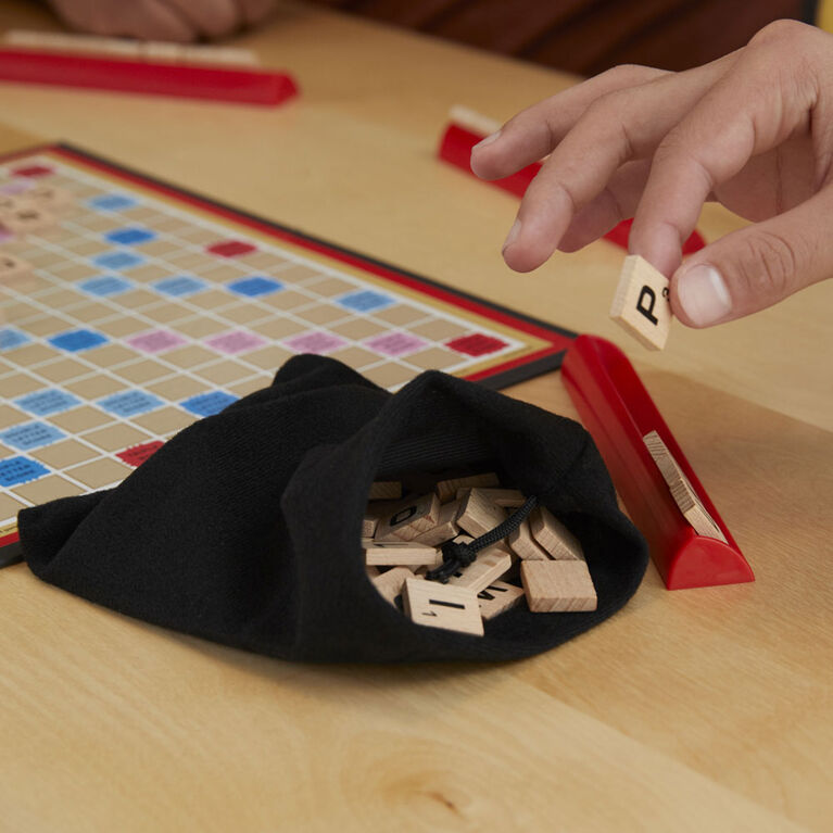 Hasbro Gaming - Jeu Scrabble - Édition française. - les motifs peuvent varier