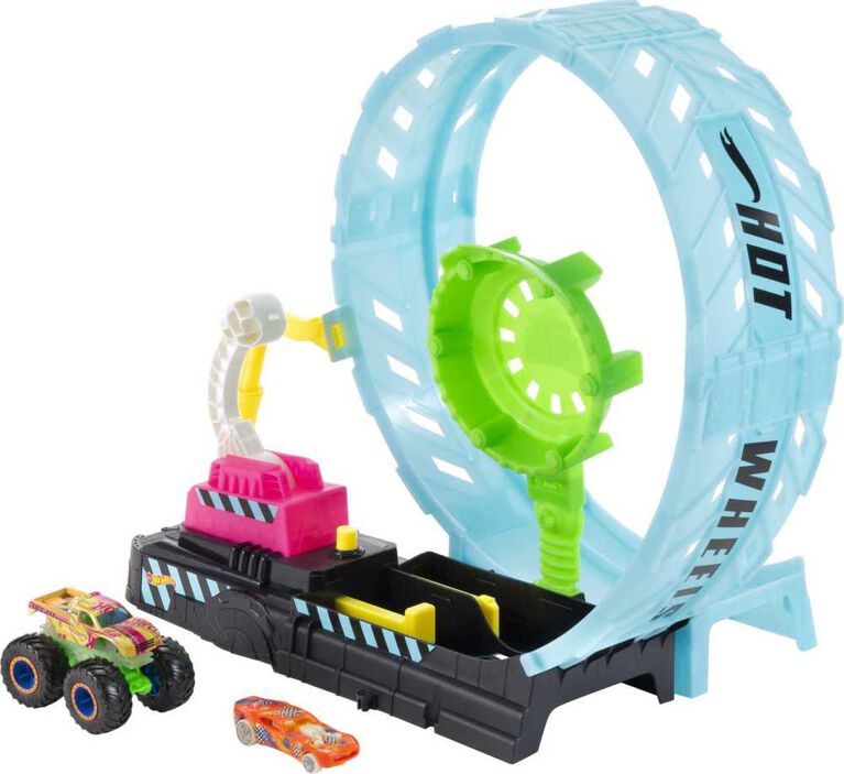 HotWheels - Monster Trucks - Coffret Phosphorescent Défi Looping - Notre exclusivité