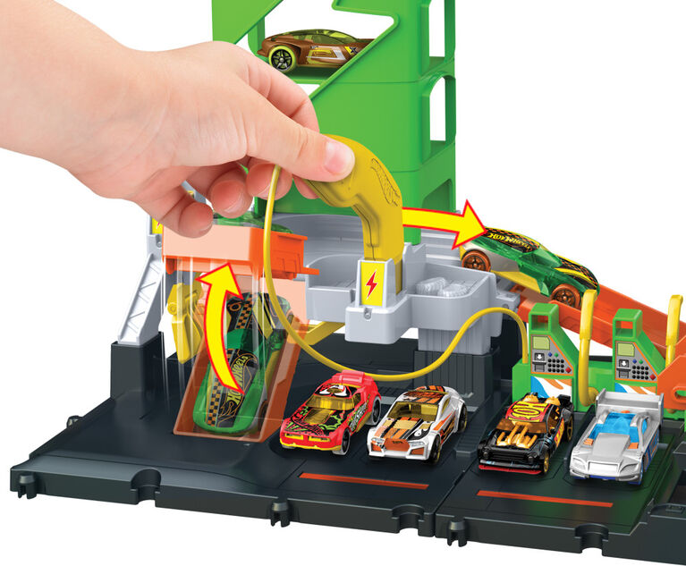 Hot Wheels Super Recharge Fuel Station