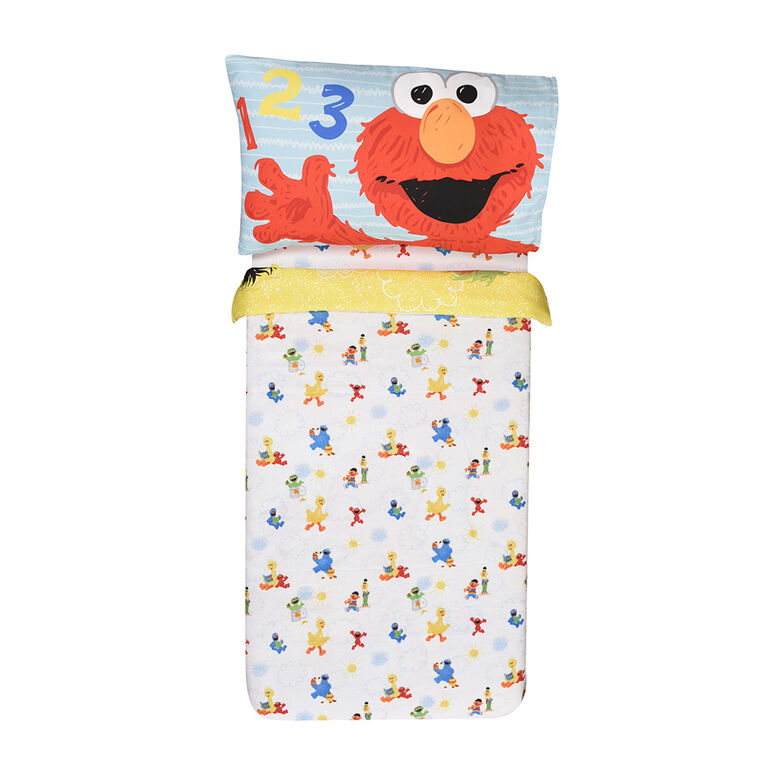 Sesame Street 3 Piece Toddler Bedding Set, Standard Crib