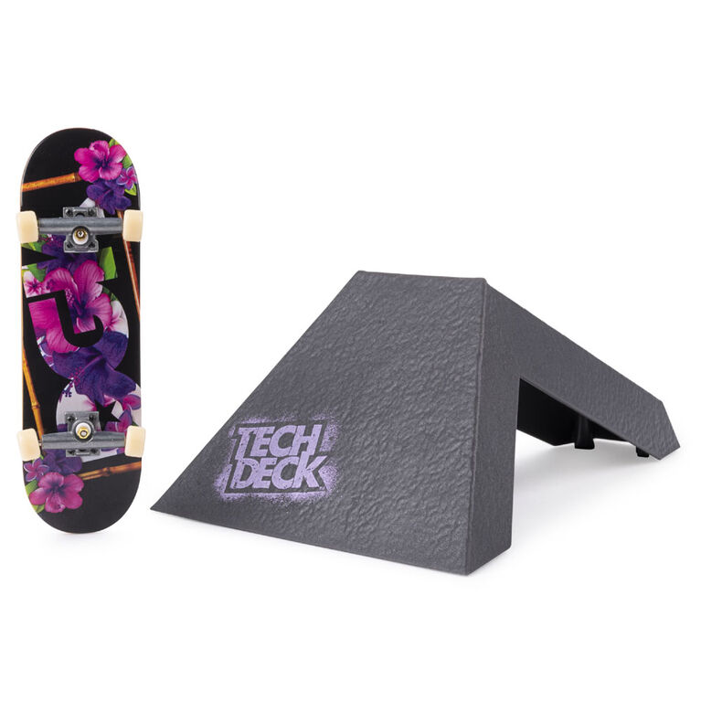 Tech Deck, Street Hits, Mini-planche &agrave; roulettes DGK Skateboards avec obstacle sculpture