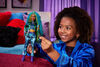 Poupée mode et accessoires ​The Pocket Watch / Descendants: The Rise of Red de Disney de Mattel, Uliana, soeur cadette d'Ursula, avec vêtements et collier inspirés du film