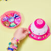 Cool Maker PopStyle Bracelet Maker, 170 superbes perles, 10 bracelets, rangement, coffret de fabrication de bracelets d'amitié, jouets d'art et de loisirs créatifs
