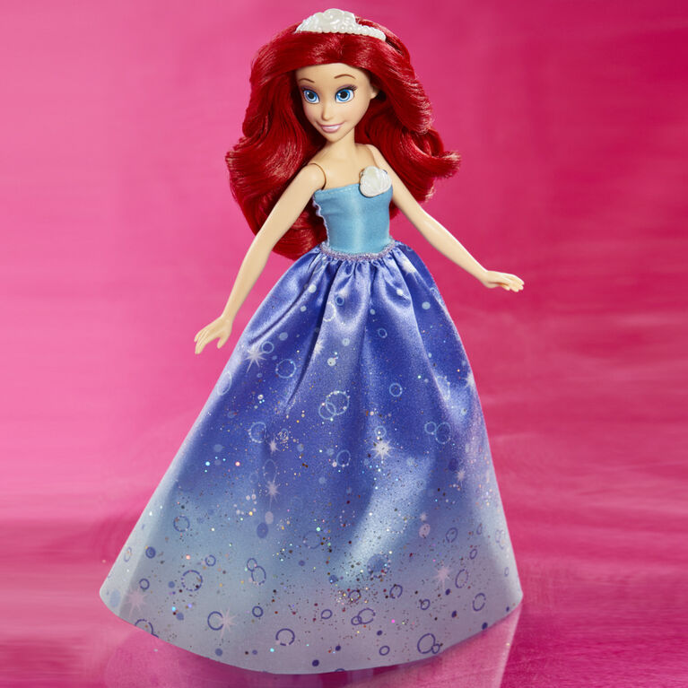 Poupée mannequin Belle - DISNEY PRINCESSES - 10 combinaisons de