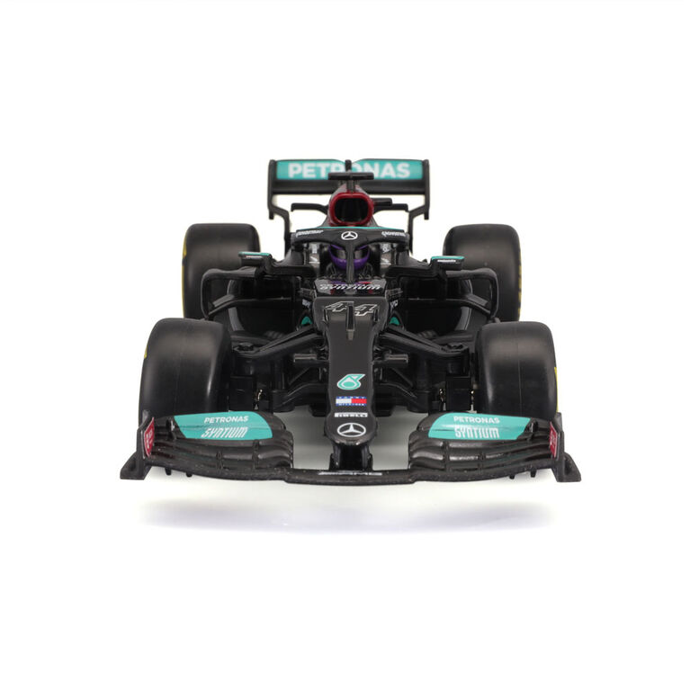 1:24 Formula 1 RC Assortment
