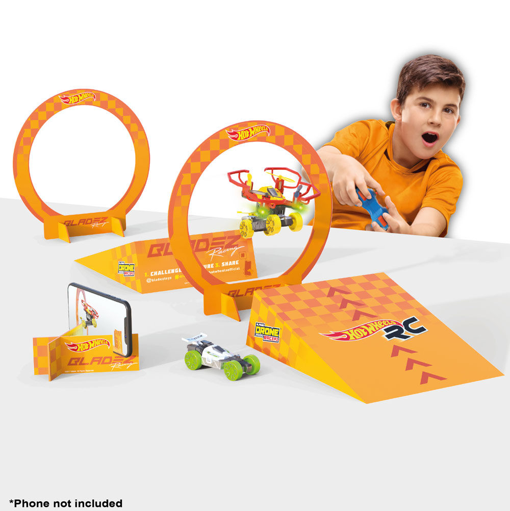 hot wheels triple threat stunt set