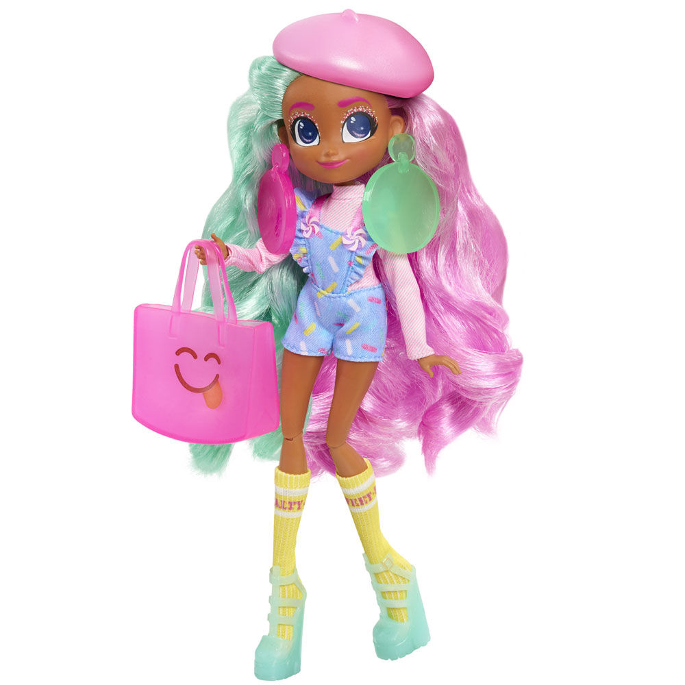Hairdorables Hairmazing Dee Dee Fashion Doll