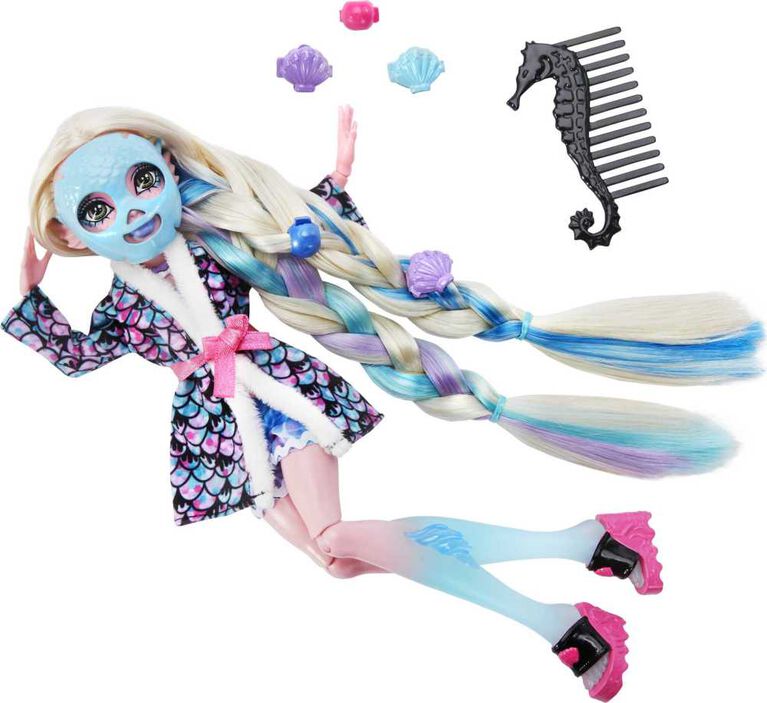 Monster High Doll, Lagoona Blue Spa Day Set with Wear and Share Accessories