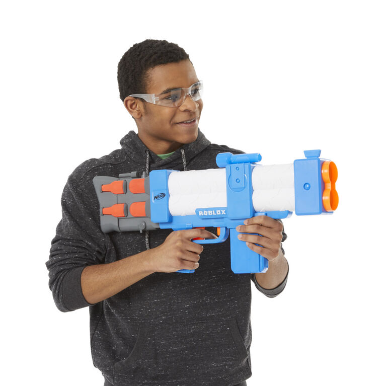 Nerf Roblox Arsenal: Pulse Laser Motorized Dart Blaster, 10 Nerf Elite  Darts, 10-Dart Clip, Code to Unlock In-Game Virtual Item