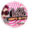 Poupée L.O.L. Surprise! Lights Glitter avec 8 surprises incluant des surprises de lumière noire