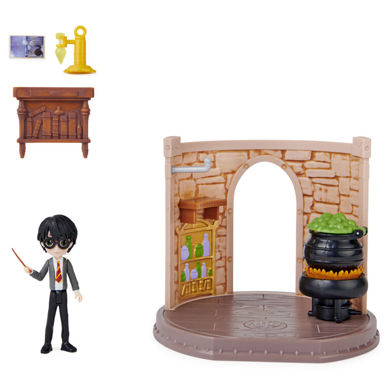 Wizarding World, Magical Minis, Potions Classroom avec figurine Harry Potter exclusive et accessoires