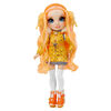 Poupée Rainbow High Winter Break Poppy Rowan - Poupée-mannequin Winter Break orange et jouet avec 2 tenues complètes de poupée, paire de skis et accessoires d'hiver pour la poupée