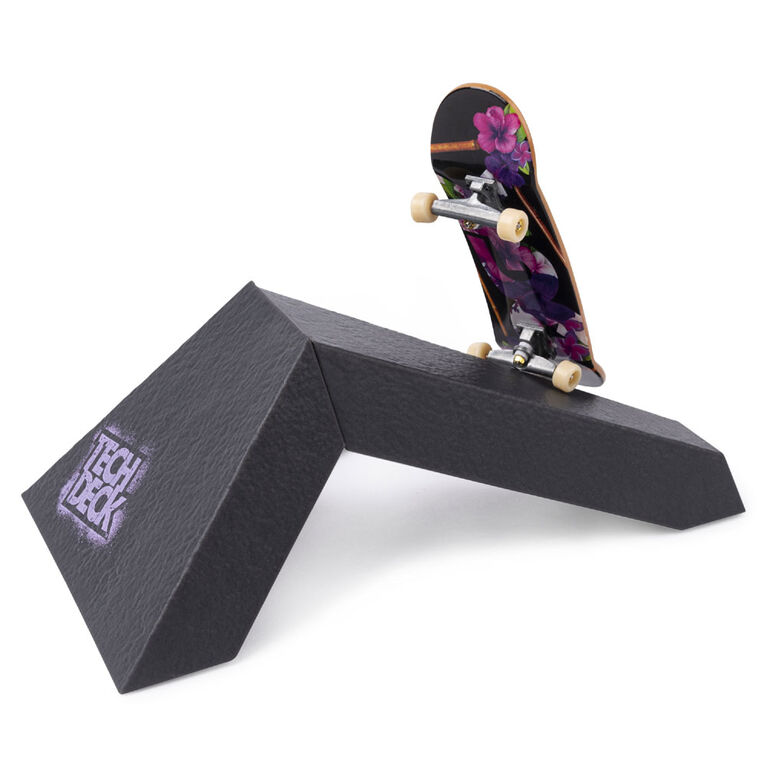 Tech Deck, Street Hits, Mini-planche &agrave; roulettes DGK Skateboards avec obstacle sculpture