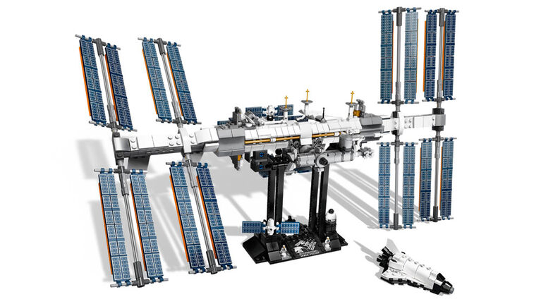 LEGO Ideas La station spatiale internationale 21321 (864 pièces)