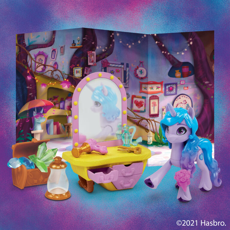 My Little Pony: A New Generation Movie Story Scenes Critter Creation Izzy Moonbow 