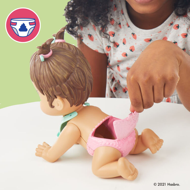 Baby Alive Lil Snacks Doll, Eats and "Poops," 8-inch Baby Doll with Snack Mold, Brown Hair