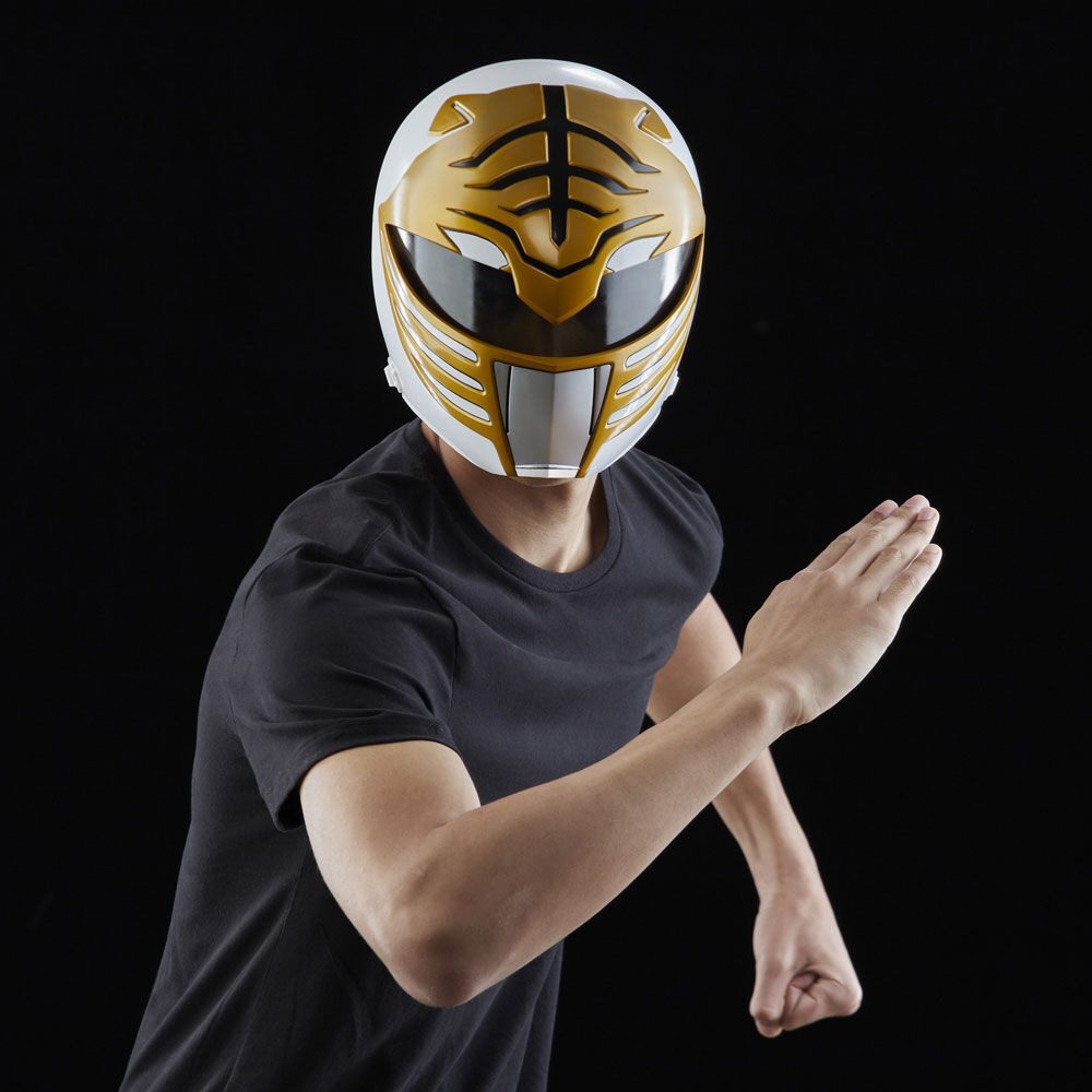white ranger lightning helmet