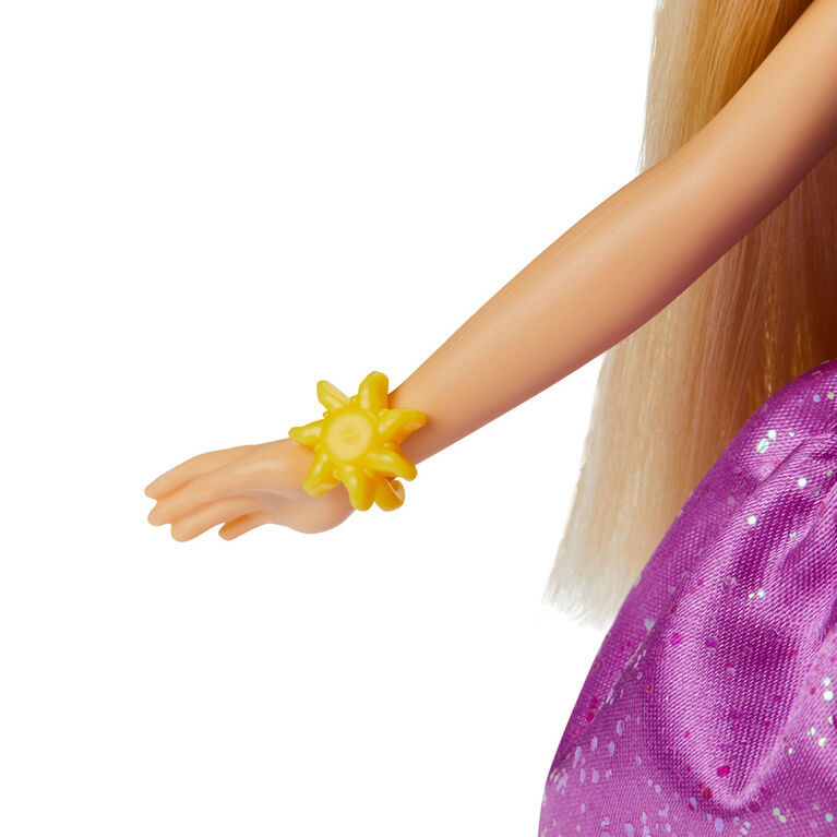 Disney Princess Style Surprise Rapunzel Fashion Doll, 10 Fashions and Accessories