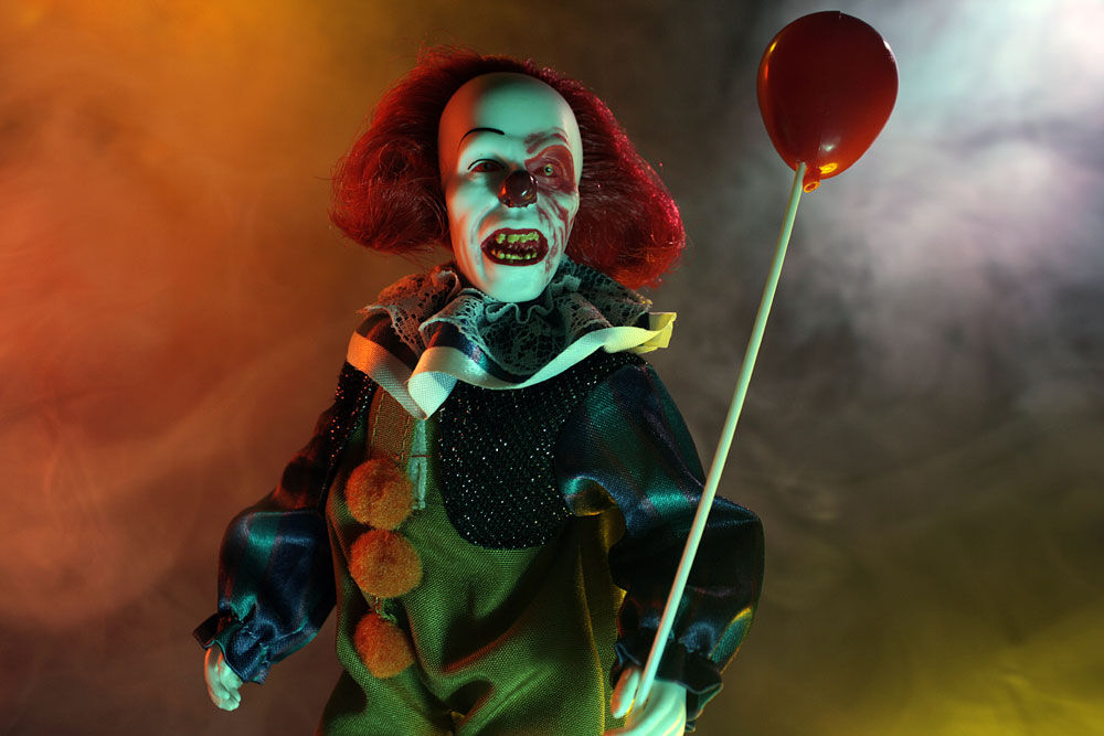 Mego Horror Assortment It Pennywise Burn Damage English Edition