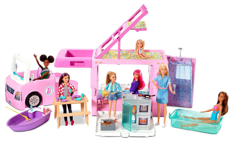 Véhicule Autocaravane de rêve 3 en 1 ​Barbie avec piscine, camionnette, bateau et 50 accessoires