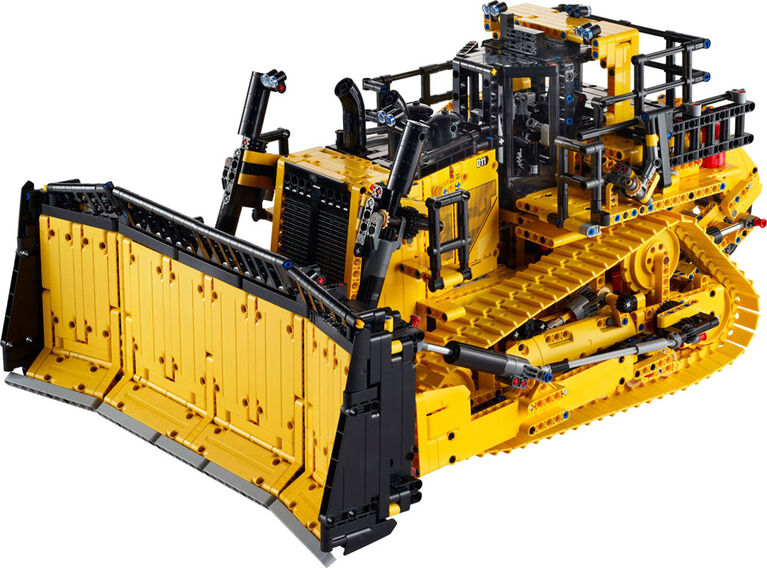 LEGO Technic App-Controlled Cat D11 Bulldozer 42131 (3854 pieces)